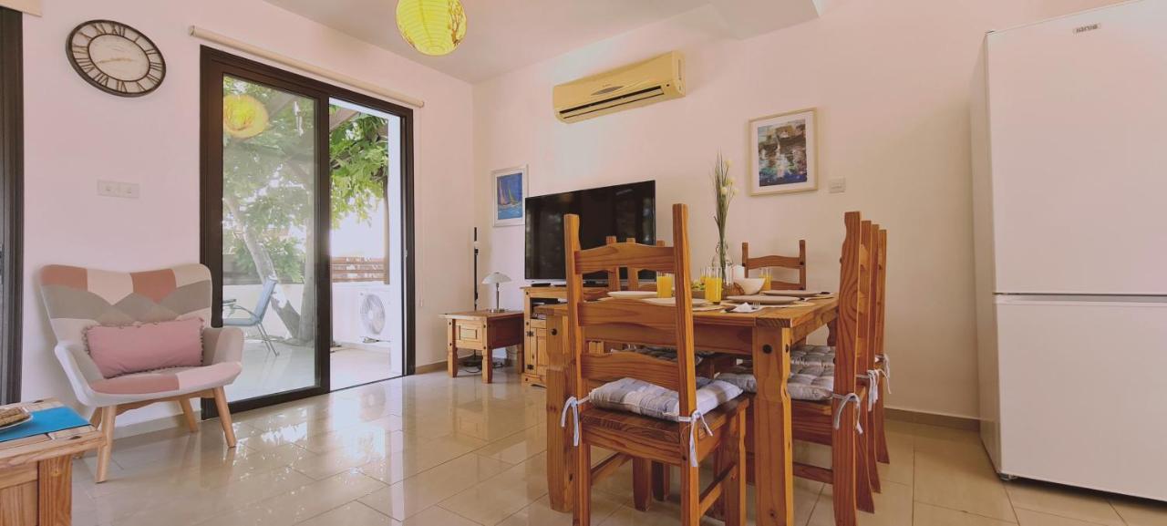 Stay Kyklades Resort & Spa Paralímni Kültér fotó