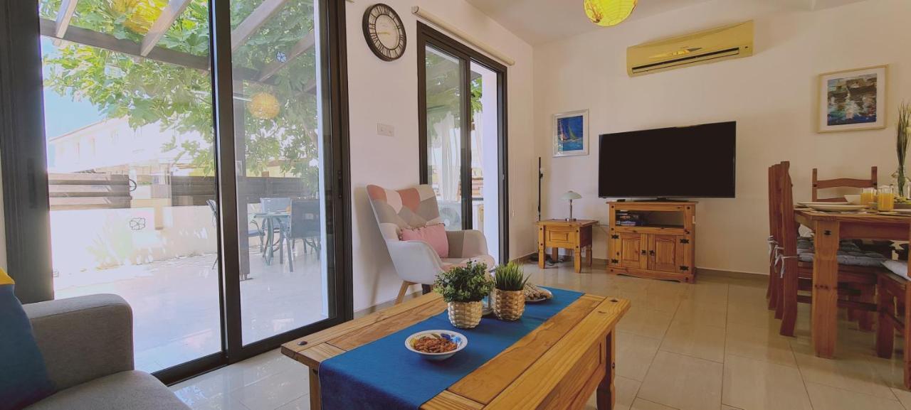 Stay Kyklades Resort & Spa Paralímni Kültér fotó